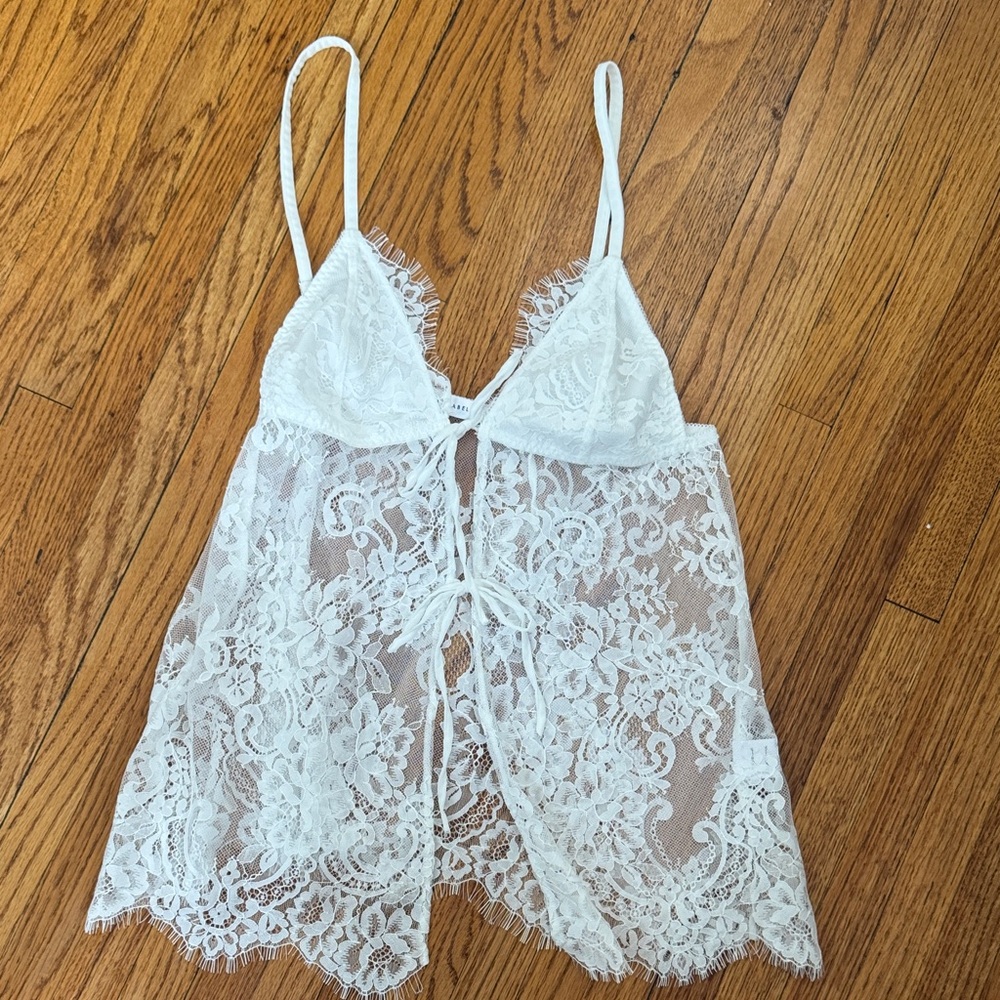Elegant White Lace Emerson Camisole Chemise